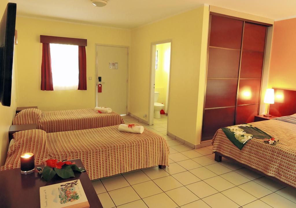 Koniambo Hotel Koné Szoba fotó