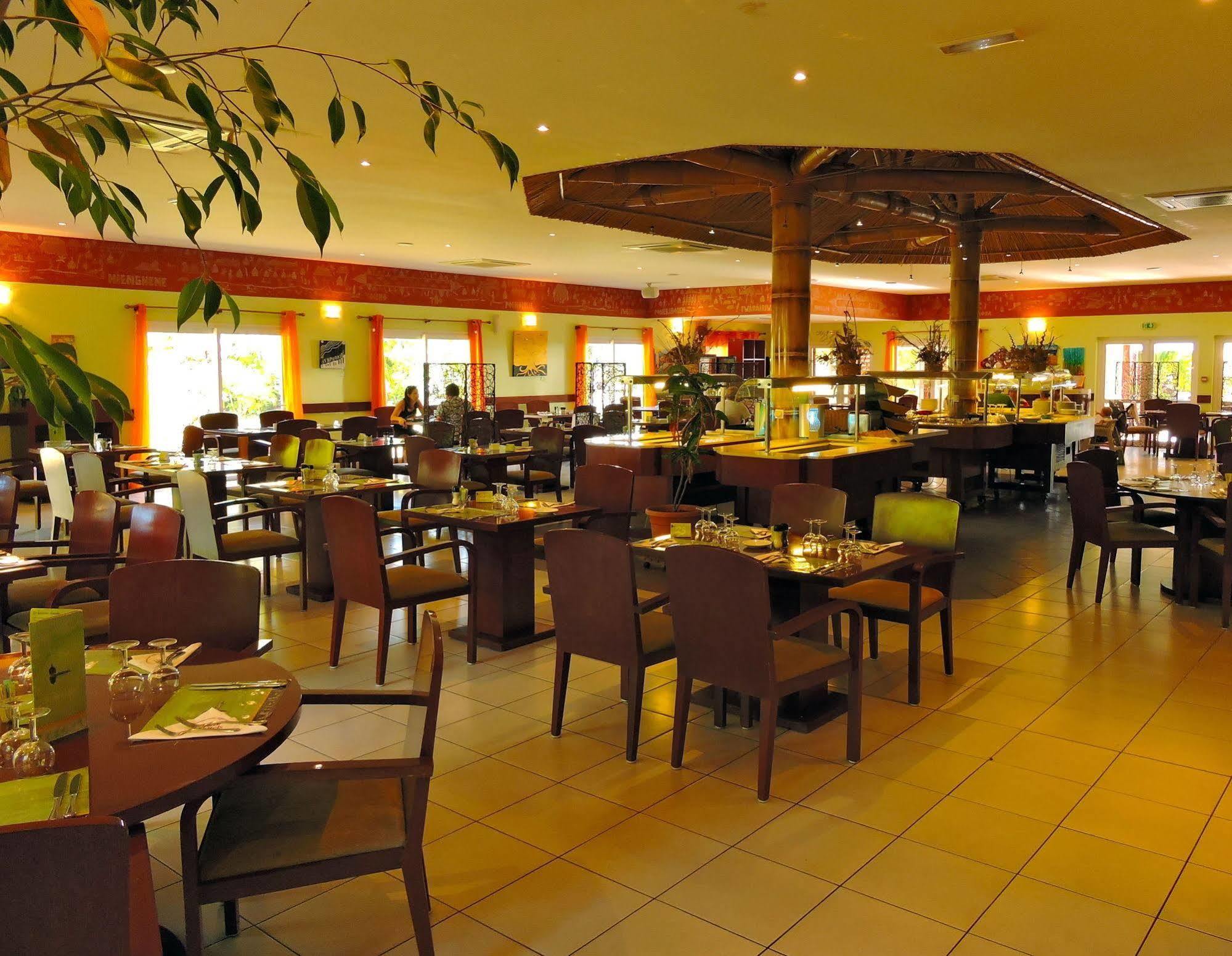 Koniambo Hotel Koné Kültér fotó